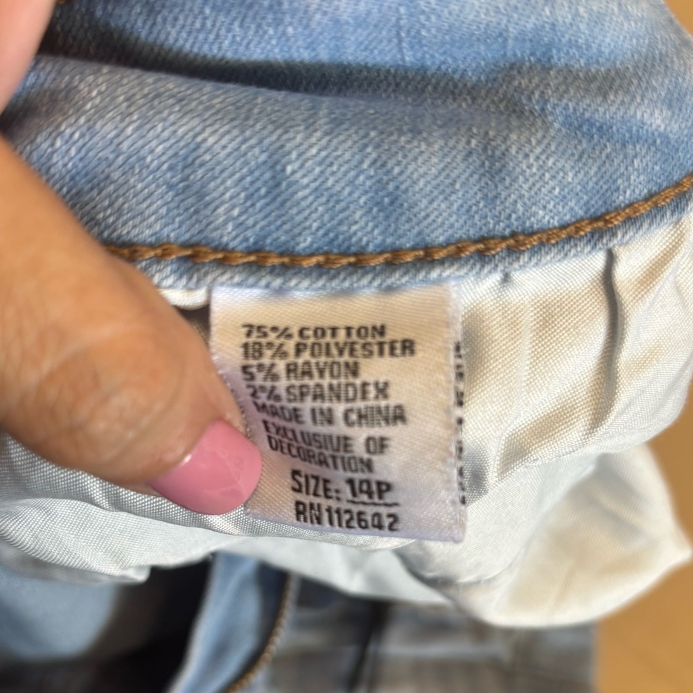 Women's Light Blue Distressed Skinny Jeans with Studded Details - Picture 5 of 15